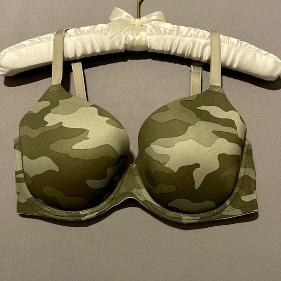 PINK Victoria's Secret Other - Victoria’s Secret Pink Wear Everywhere Push-Up Bra